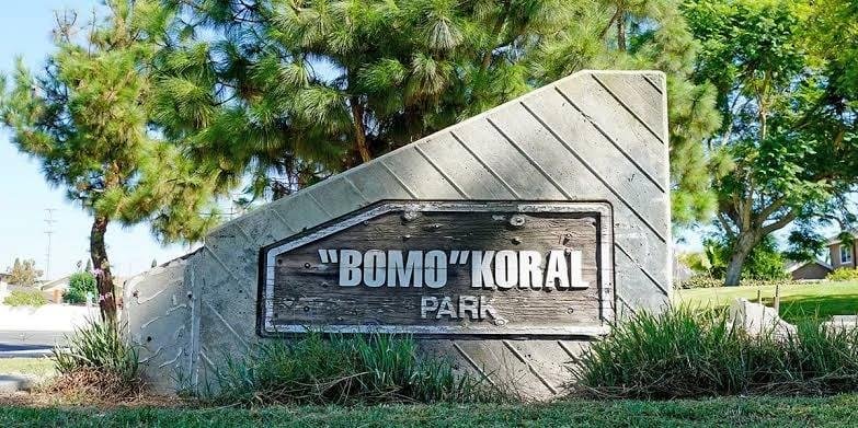 Bomo Koral Park entrance sign in Santa Ana
